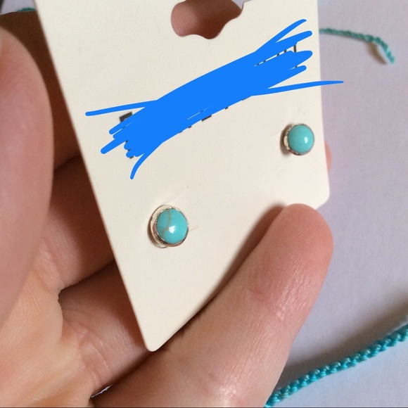 💙 Blue Dreamcatcher Bracelet + Earrings 💙 - Picture 7 of 9